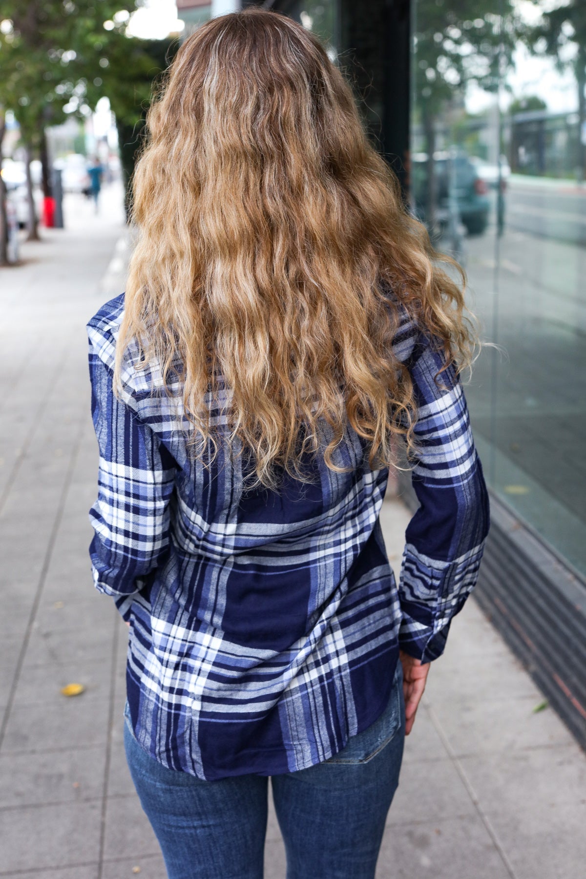 Casual Chic Blue Plaid Button Down Long Sleeve Top