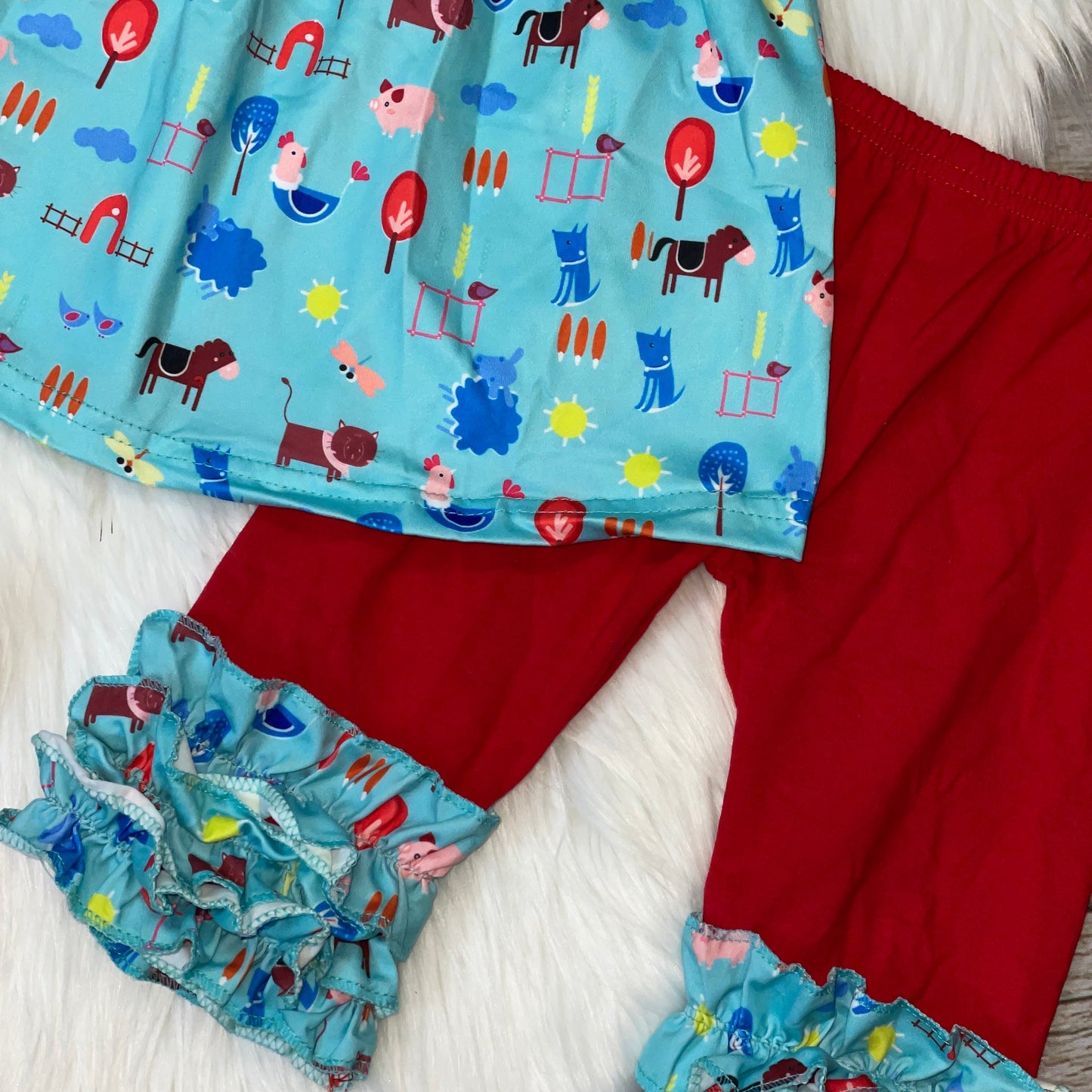 Farm Printed Tunic and Ruffle Capris Set