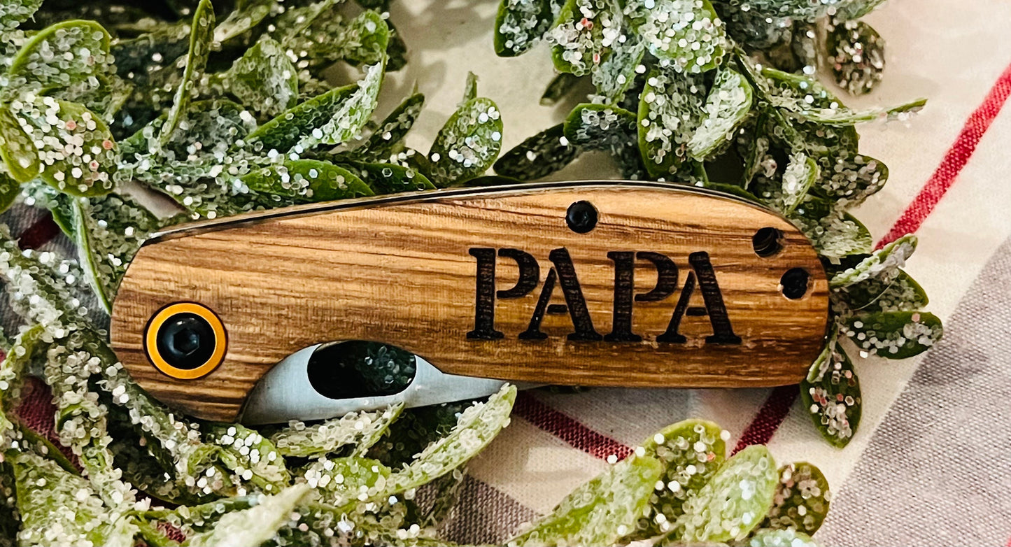 Custom Engraved Pocket Knife